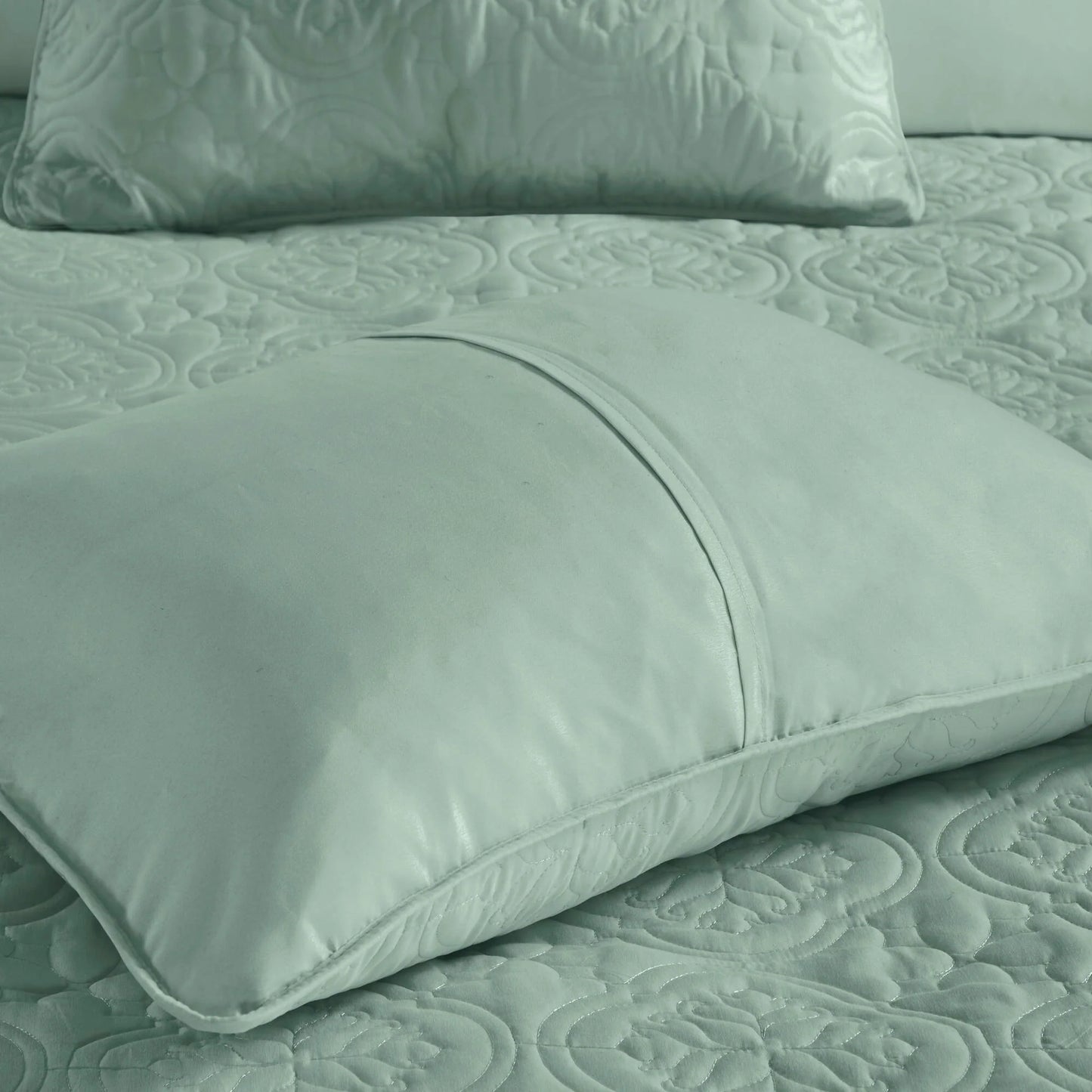 510 Design Hayley Oversized Solid Texture 3 Piece Reversible Bedspread Set
