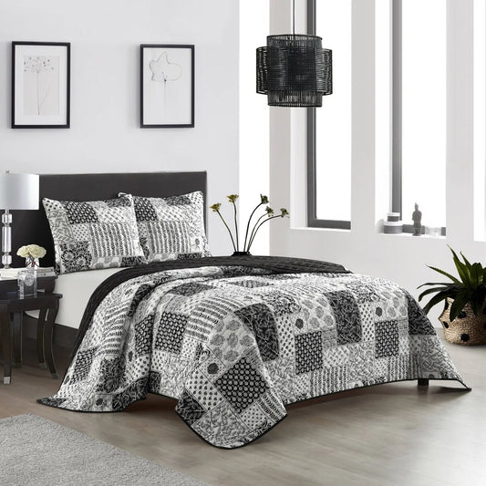 Nanshing Quinn 3 Piece Patchwork Black & White Quilt Set