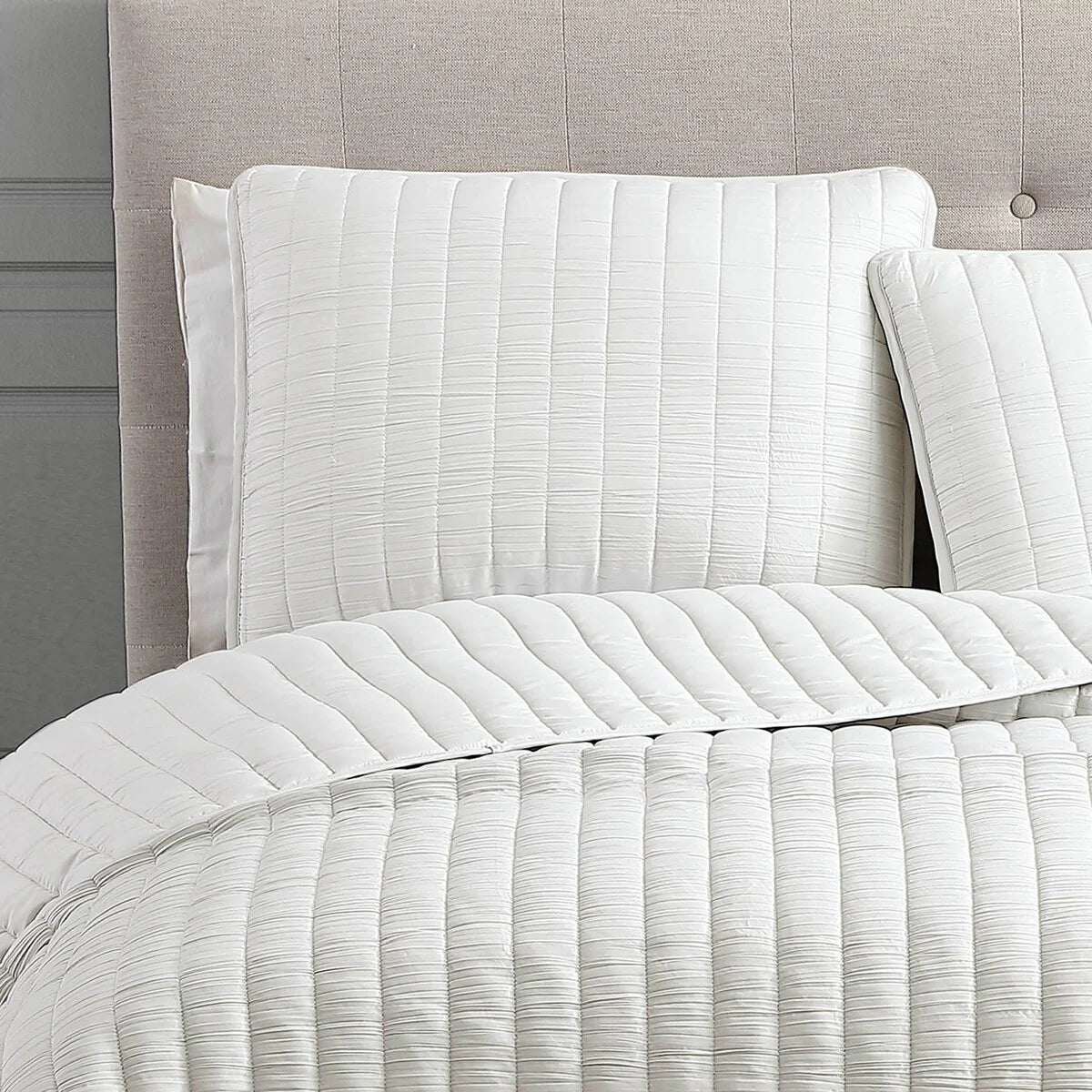 Riverbrook Home Moonstone 3 Piece Quilt Set