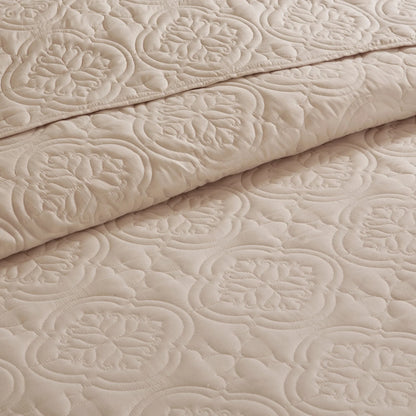 510 Design Hayley Oversized Solid Texture 3 Piece Reversible Bedspread Set