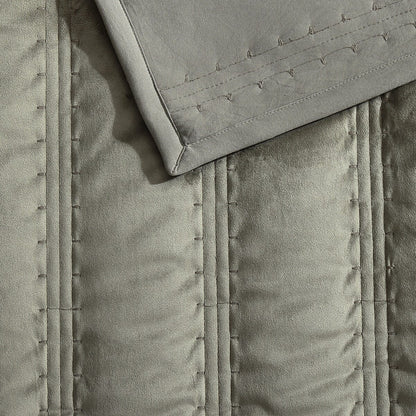 Vera Wang Velvet Linear Stitch Solid Quilt Set
