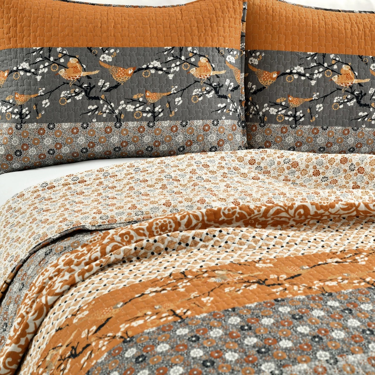 The Curated Nomad La Boheme Floral Cottage 3-piece Striped Quilt Set