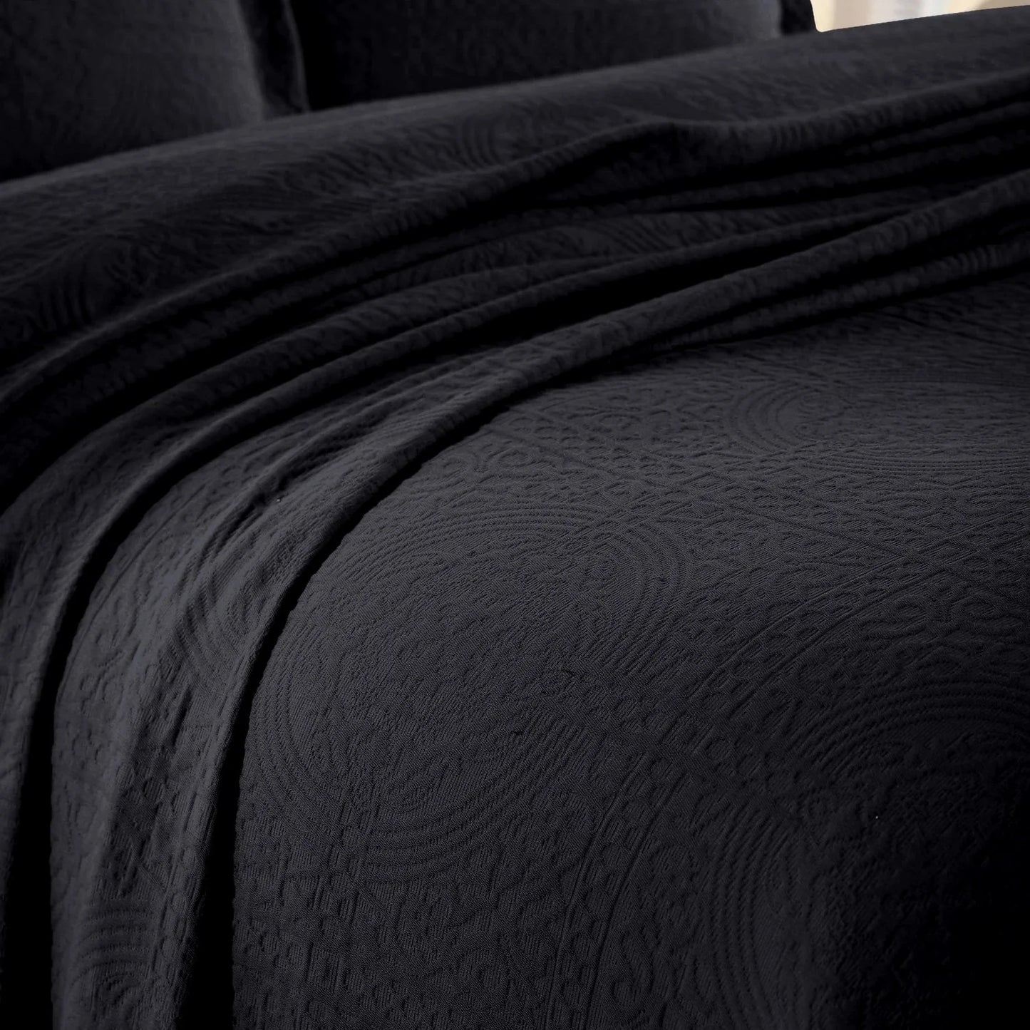 Superior Fleur De Lis Cotton Decorative Bedspread Set