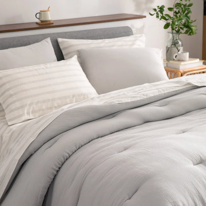 Wonderful Velvet 3 Piece Quilt Set