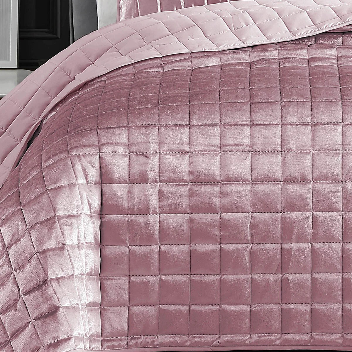 Riverbrook Home Lyndon 3-Piece Quilt Set