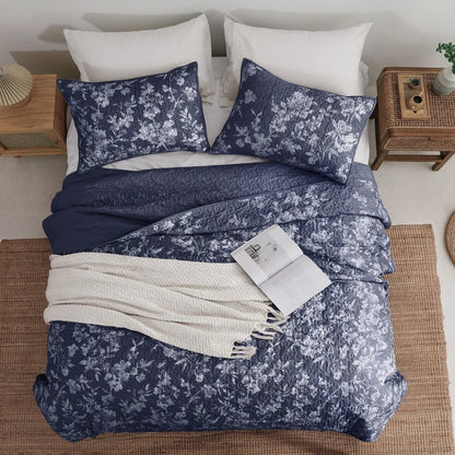 Wonderful Sophia Lightweight Floral Quilt Set