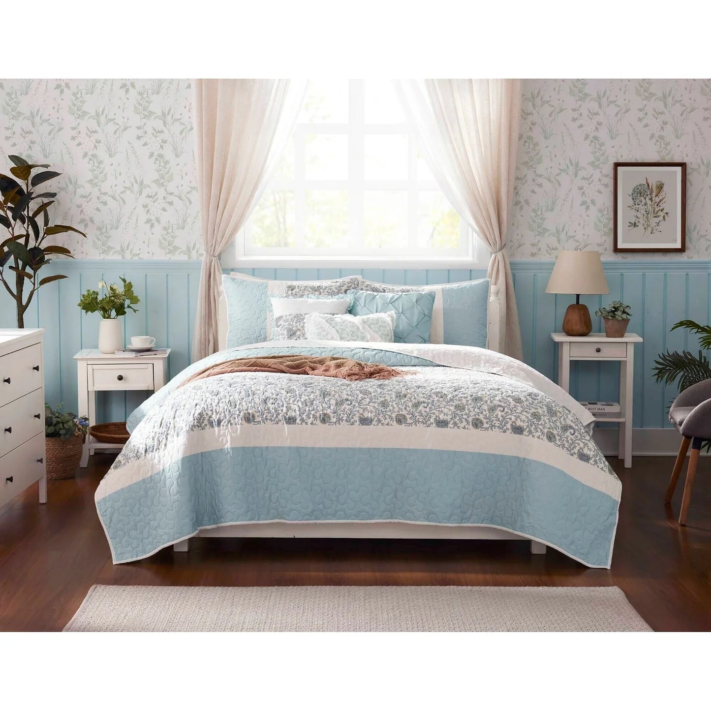 Madison Park Vanessa 6 Piece Cotton Percale Quilt Set with Throw Pillows