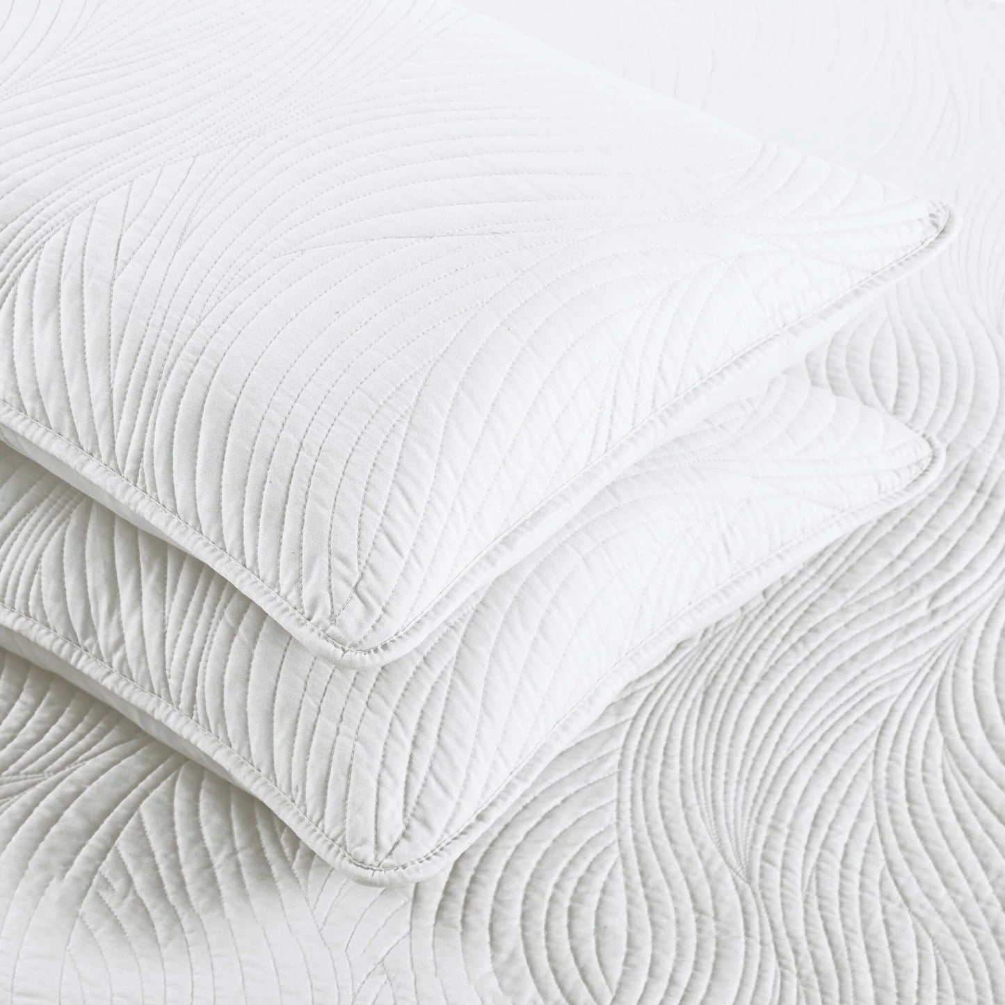 Brielle Home Stream Quilt Set