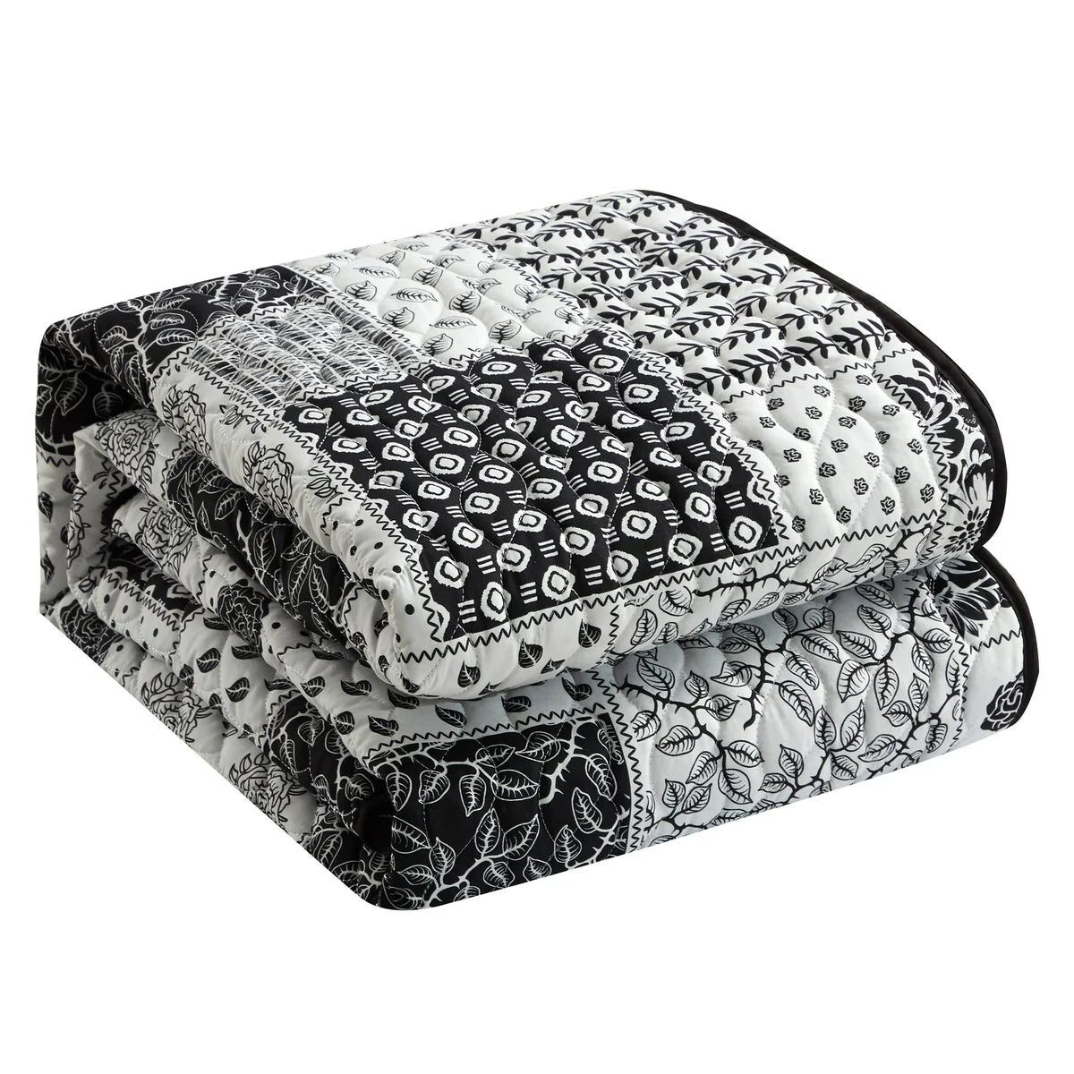 Nanshing Quinn 3 Piece Patchwork Black & White Quilt Set