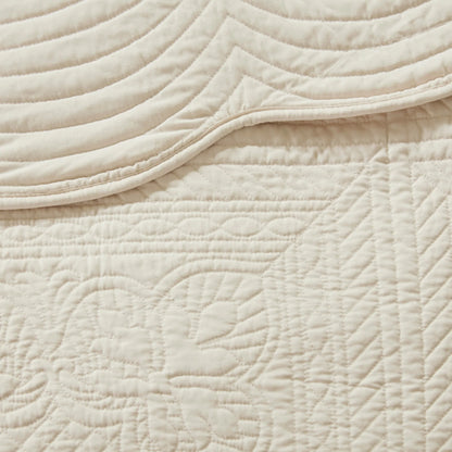 Madison Park Marino 3 Piece Reversible Scalloped Edge Quilt Set