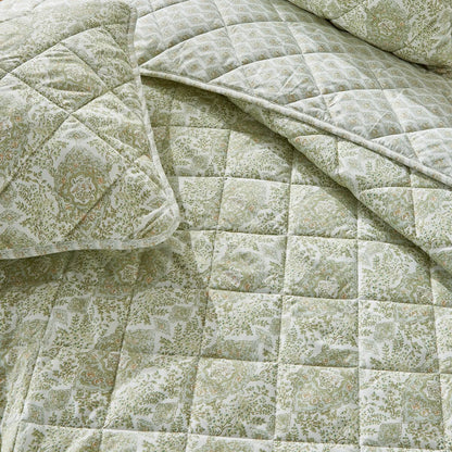 Patina Vie Maison Vintage Floral Printed Quilt Set with Shams