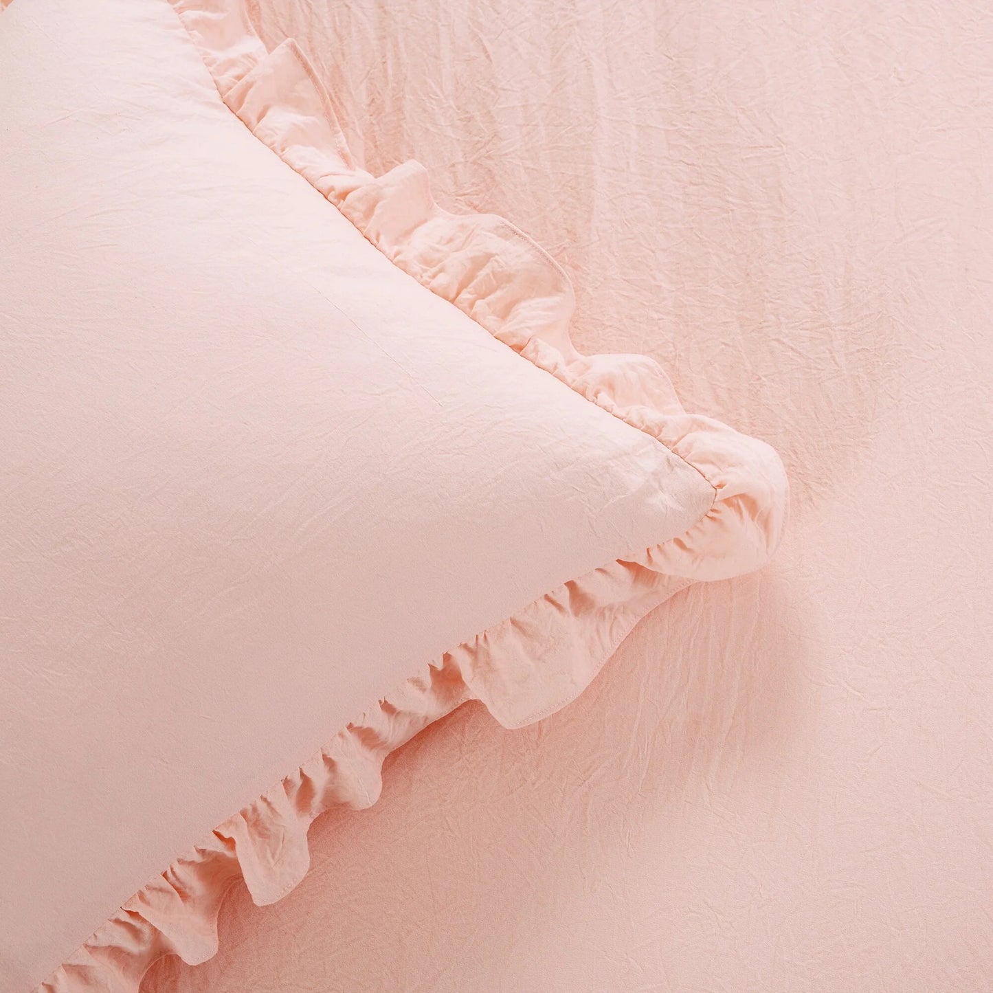 The Gray Barn Molly Mae Ruffle Skirt Bedspread Set