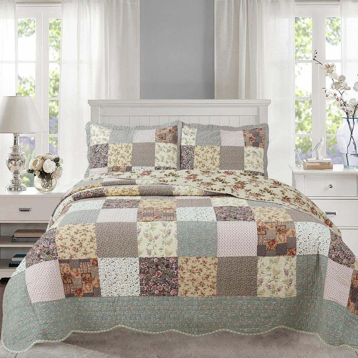 Country Cottage Floral Chic Scalloped Patchwork Cotton 3-Piece Quilt Bedding Set