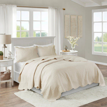 Madison Park Marino 3 Piece Reversible Scalloped Edge Quilt Set