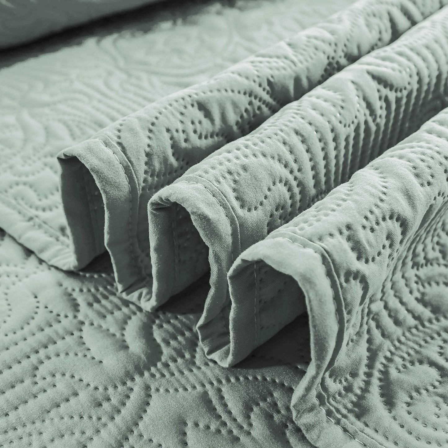 Sophia & William Bed Quilt Bedspread Coverlet - Reversible, Lightweight