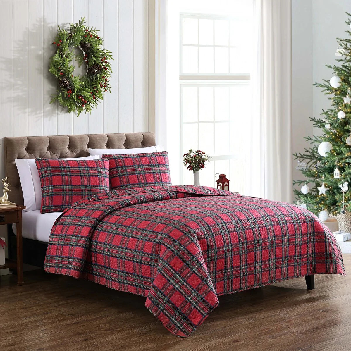 Holiday Quilt Set