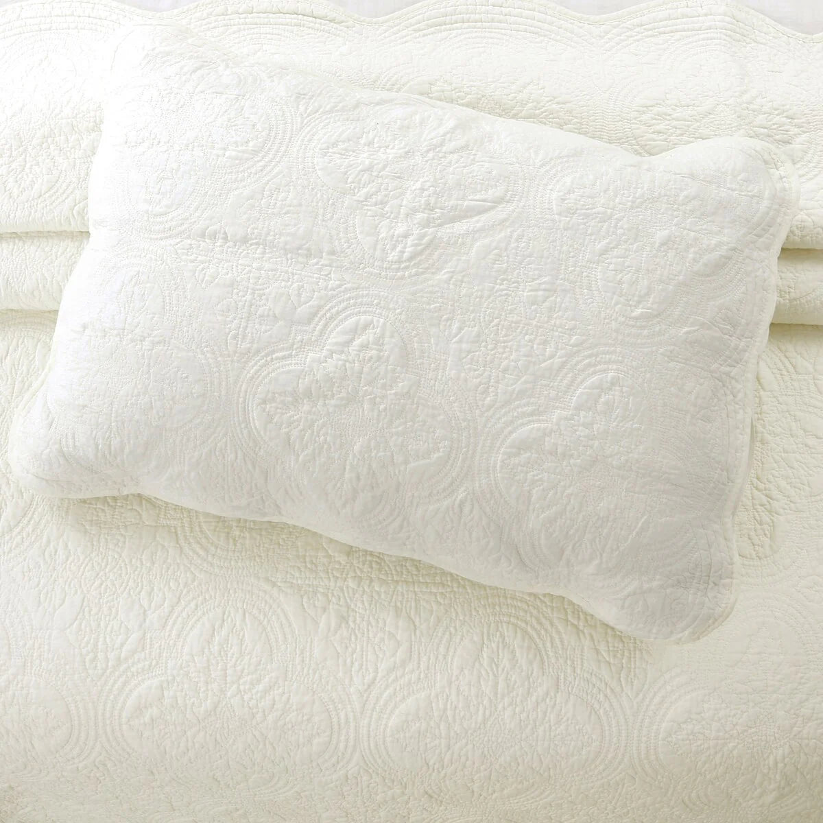 Copper Grove Sagano Blantyre Scalloped Edge Cotton 3-piece Quilt Bedding Set