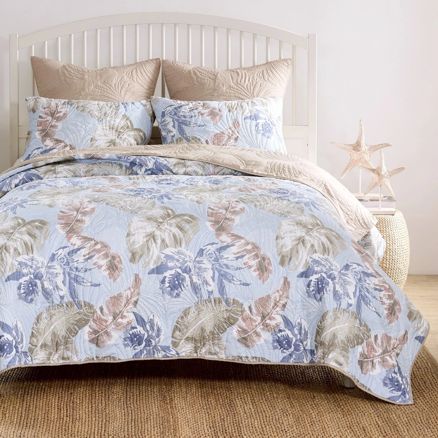 Greenland Home Fashions Tropics Finely Stitched Palm Leaf Reversible Quilt Set