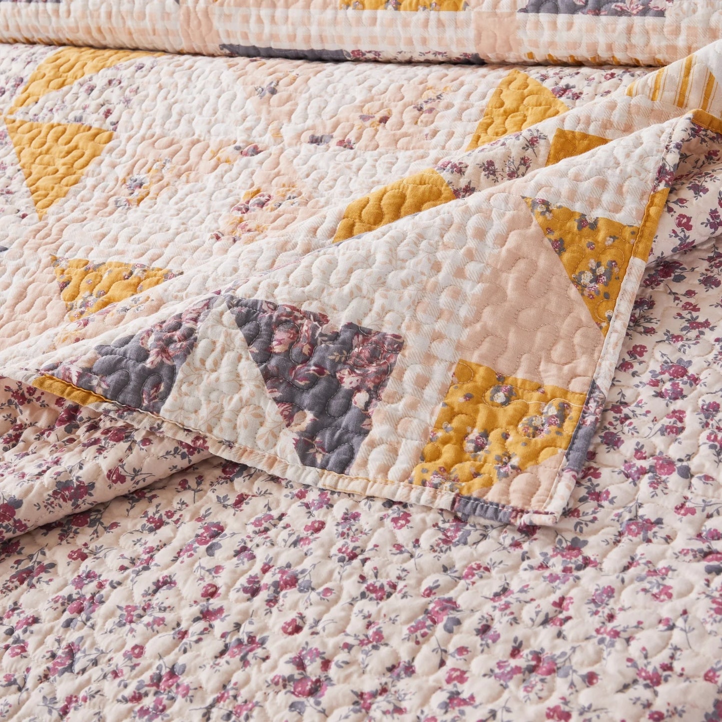 Greenland Home Pinwheel & Posey Reversible Cotton Quilt Set