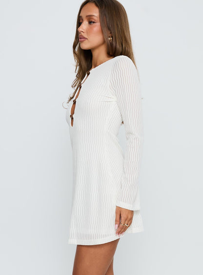 Calibre Long Sleeve Mini Dress Cream