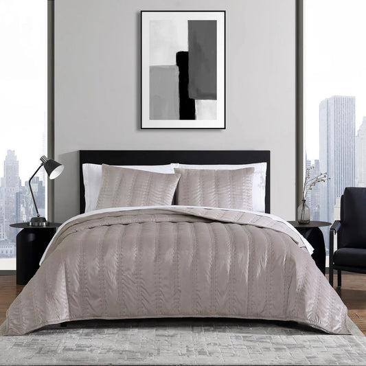 Vera Wang Velvet Linear Stitch Solid Quilt Set