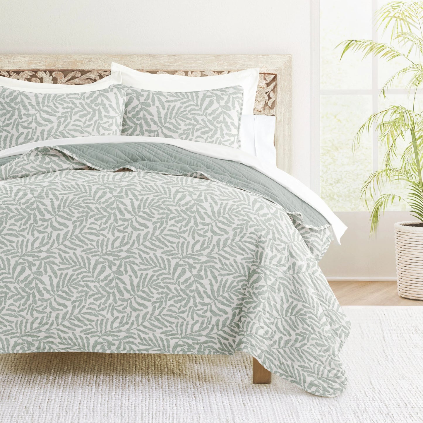 Becky Cameron All Season 3 Piece Reversible Patterned Quilt Set