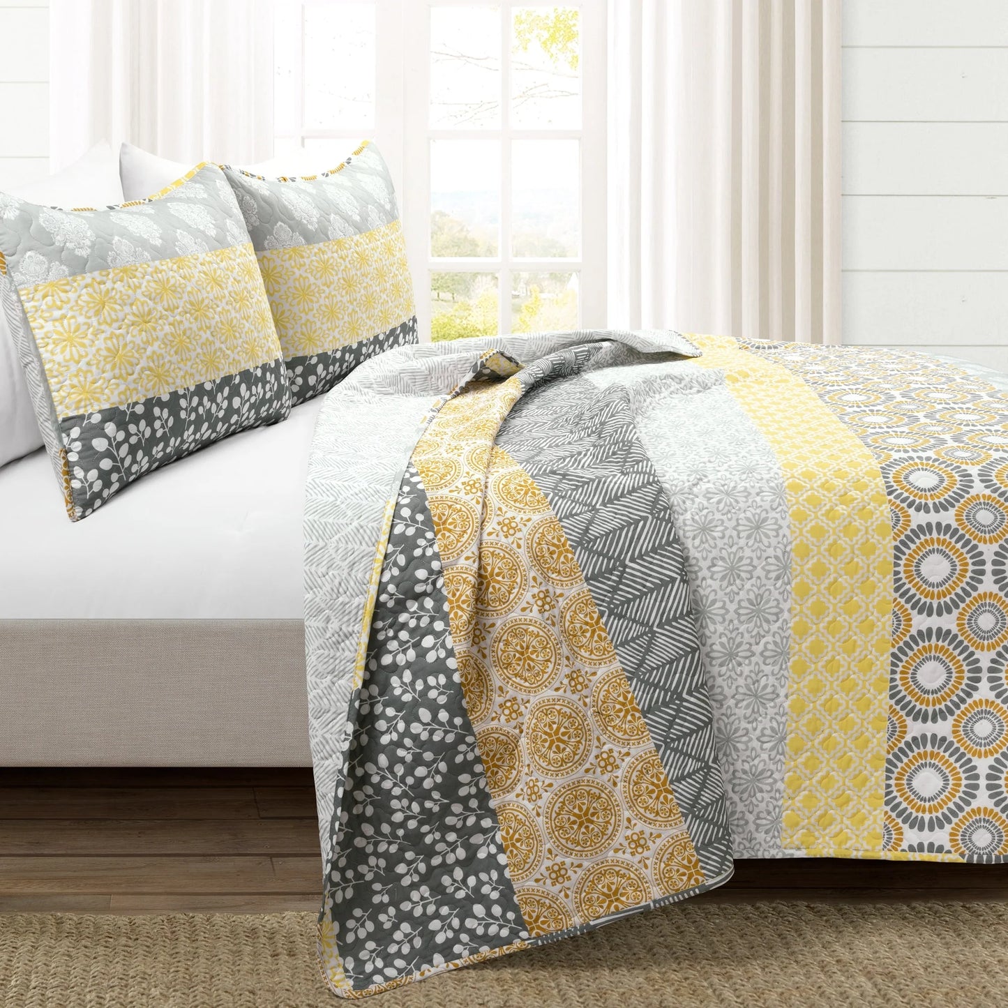 The Curated Nomad La Boheme 3-piece Striped Patterned Quilt Set