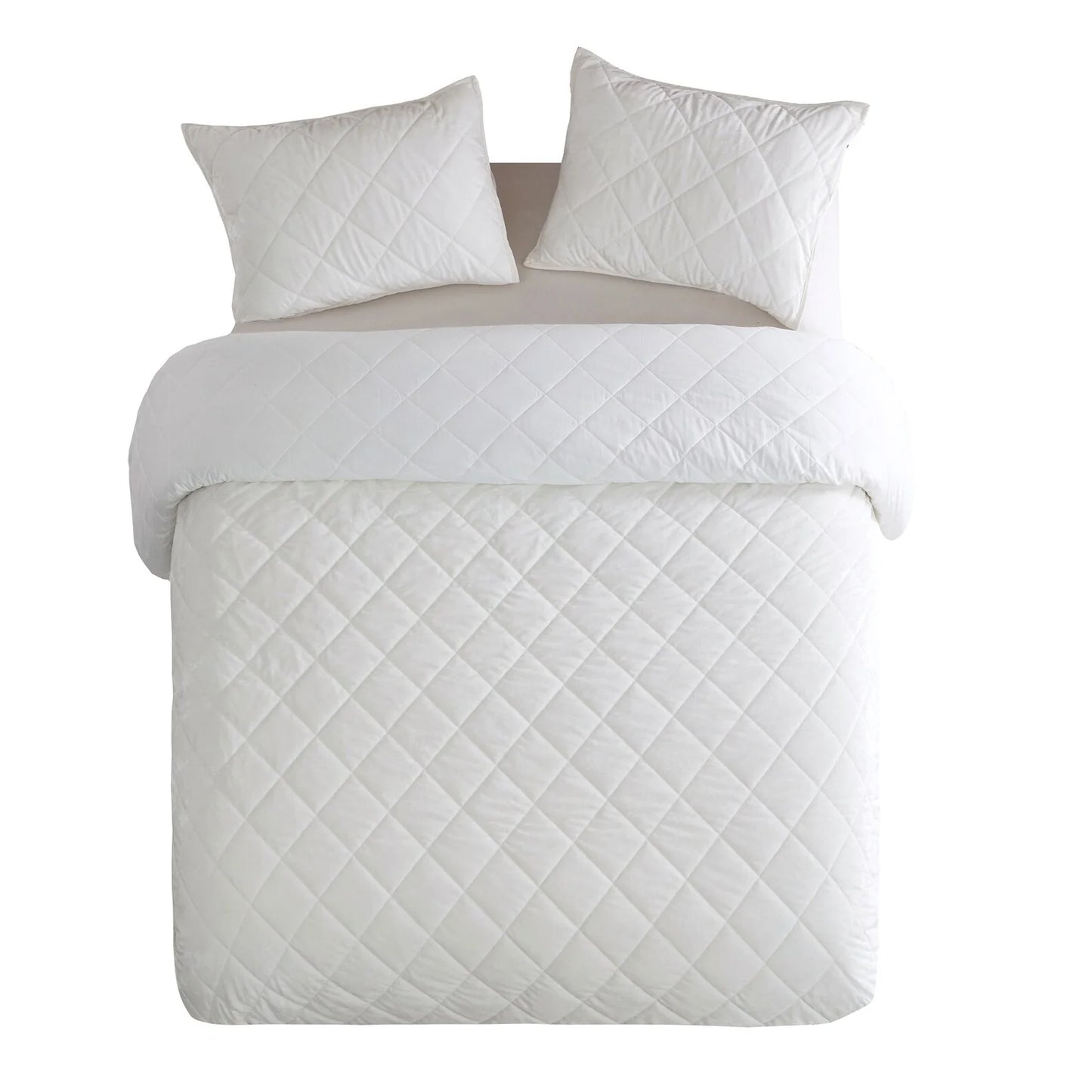 Wonderful Diamond Velvet 3 Piece Quilt Set