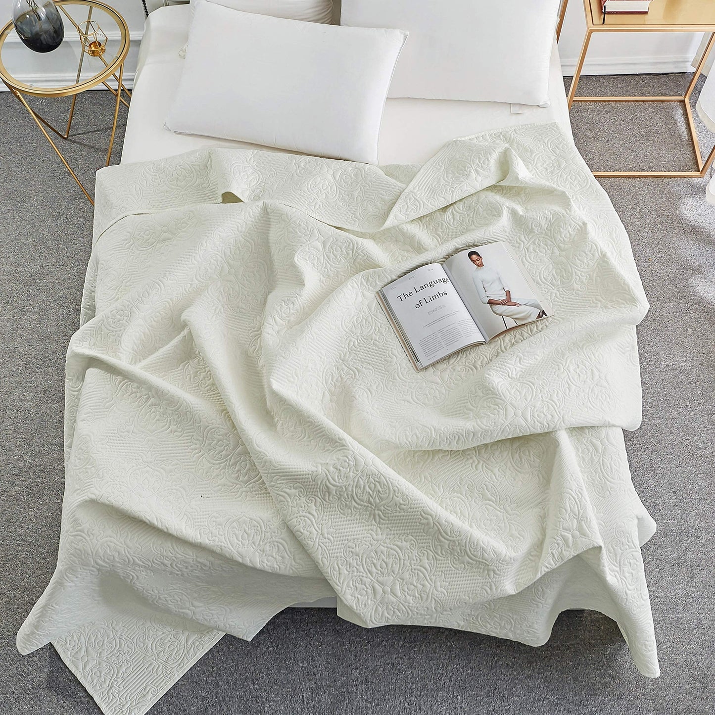 Sophia & William Bed Quilt Bedspread Coverlet - Reversible, Lightweight