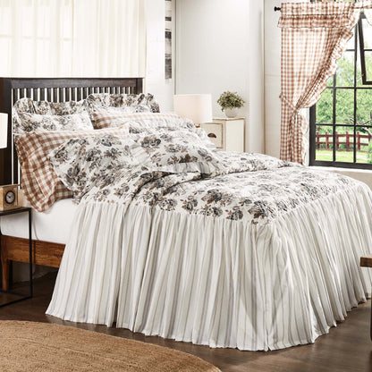 Annie Floral Coverlet- Blue or Portabella