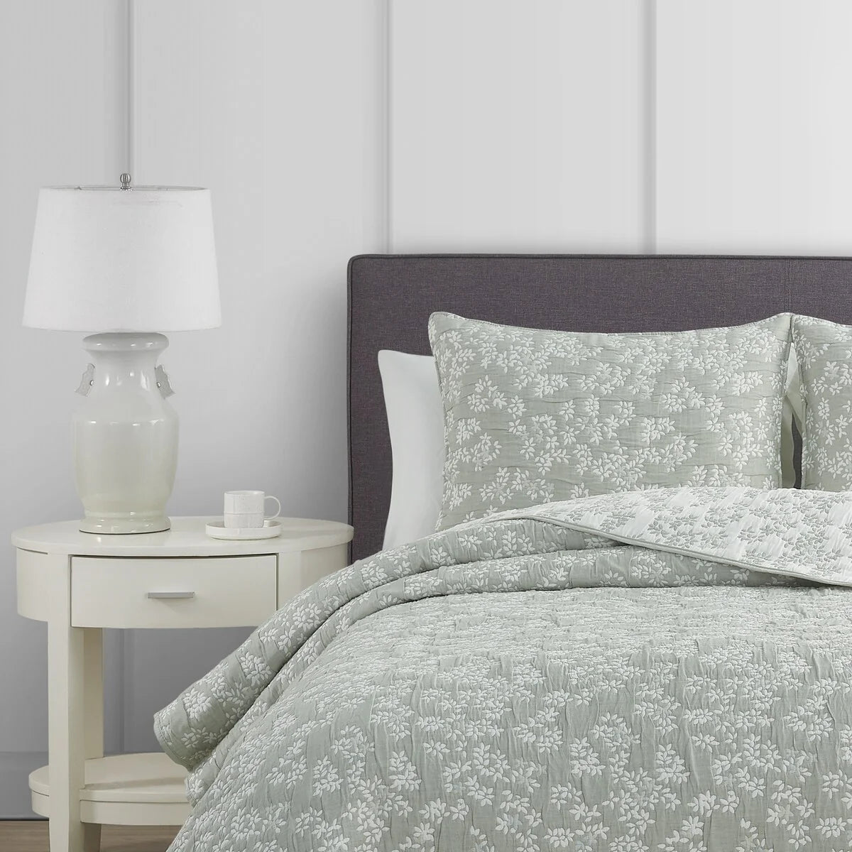 CEDAR COURT Annabella Floral Desert Sage Soft Matelasse Jacquard Quilt Set