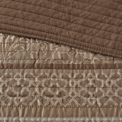 Madison Park Venetian 6 Piece Jacquard Quilt Set with Throw Pillows