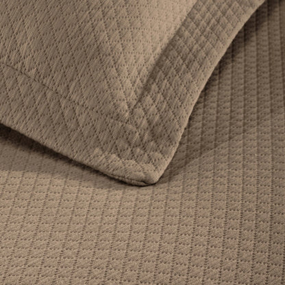 Superior Solitaire Cotton Decorative Bedspread Set