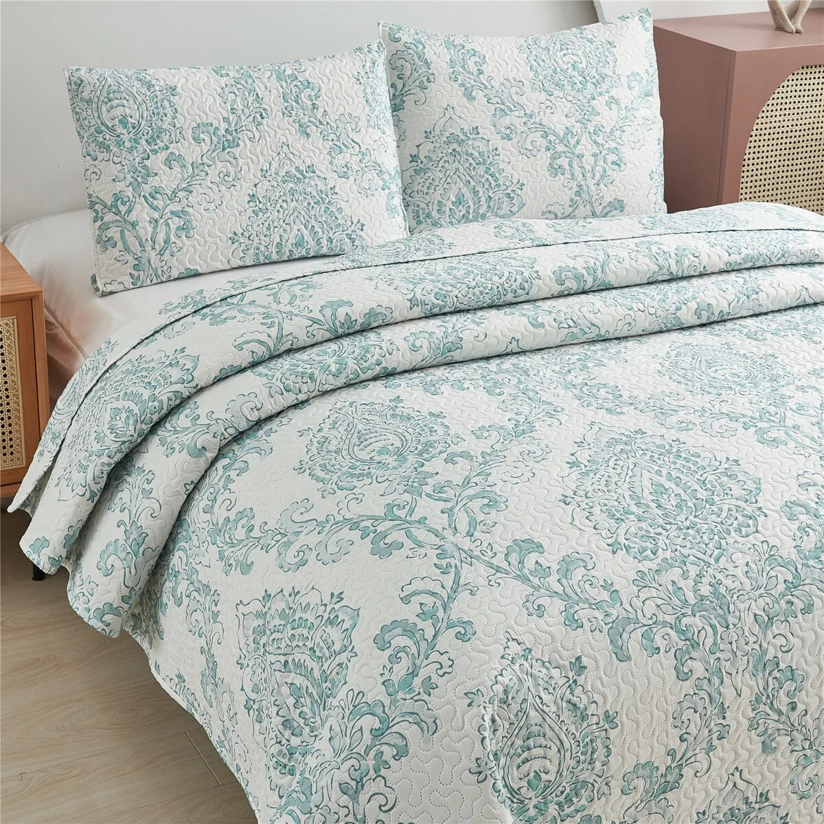Vintage Rose Reversible Quilt Set, Bedspread, Coverlet