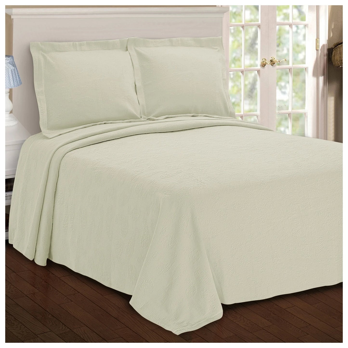 Superior Paisley Cotton Decorative Bedspread Set