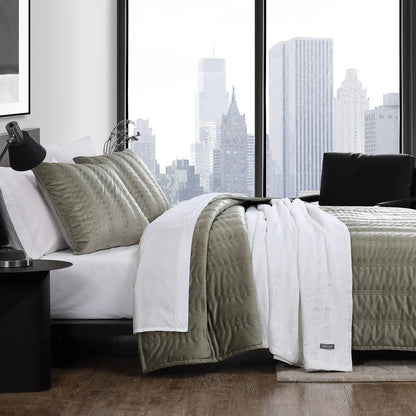 Vera Wang Velvet Linear Stitch Solid Quilt Set