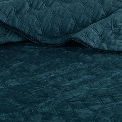 Madison Park Emery 3 Piece Velvet Quilt Set