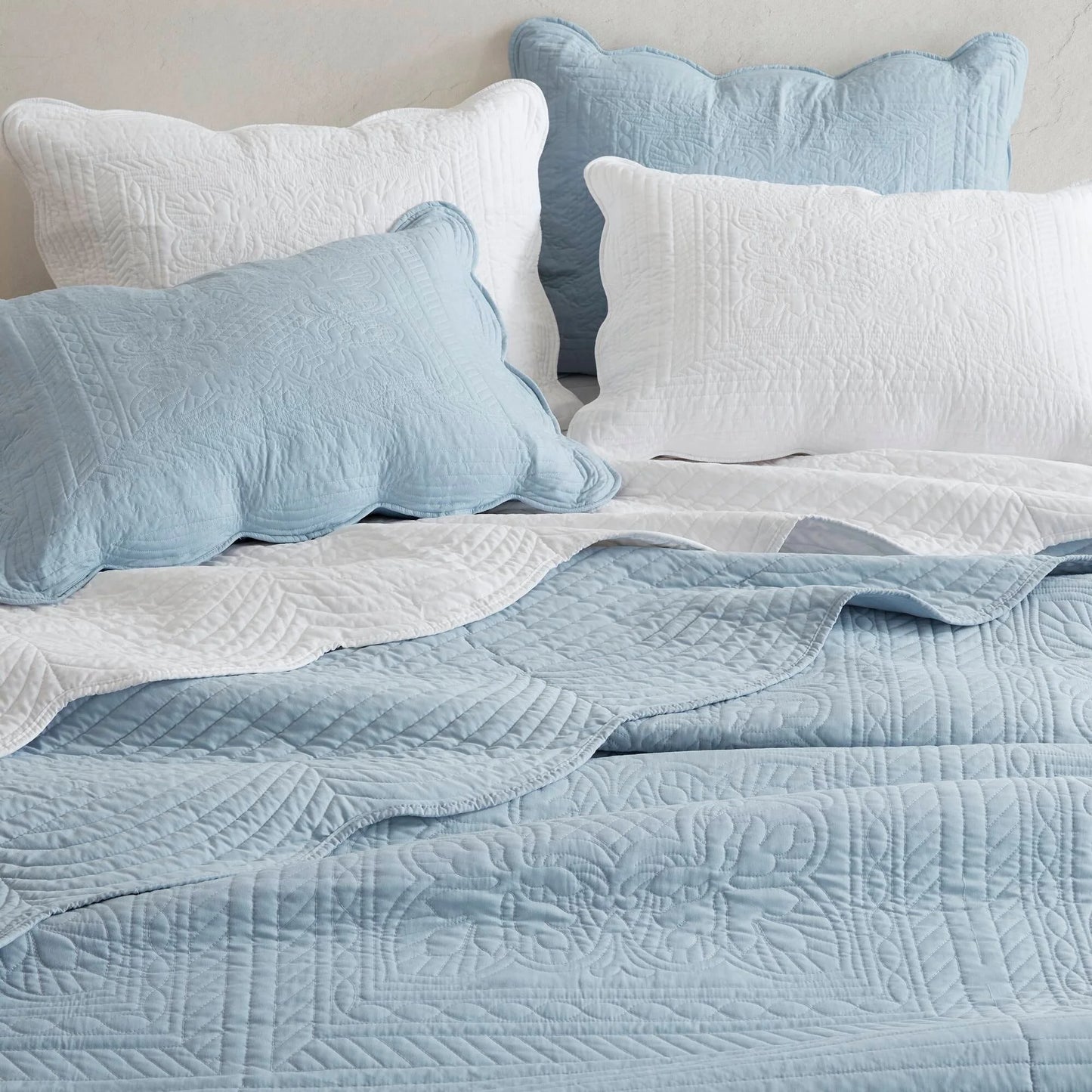 Madison Park Marino 3 Piece Reversible Scalloped Edge Quilt Set