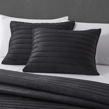 Valencia Quilt Set