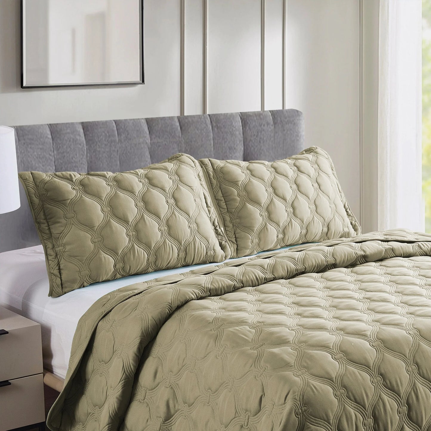 Home Soft Things 3 Piece Oversized Bradly Down Alternative Quilts Set