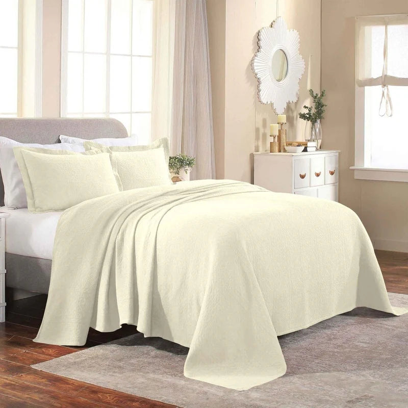 Superior Fleur De Lis Cotton Decorative Bedspread Set