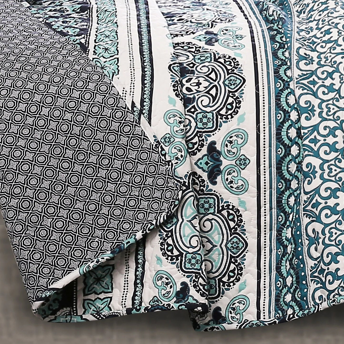 The Curated Nomad La Boheme Boho Stripe 3-piece Quilt Set