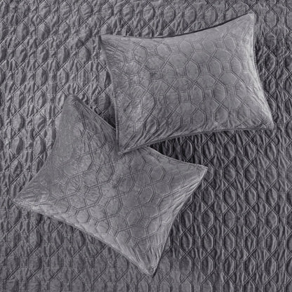 Madison Park Emery 3 Piece Velvet Quilt Set