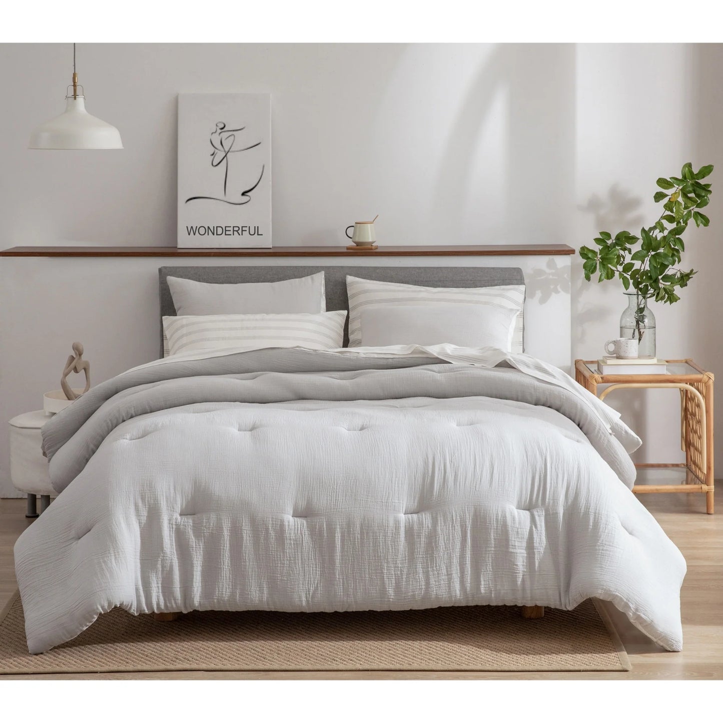 Wonderful Velvet 3 Piece Quilt Set