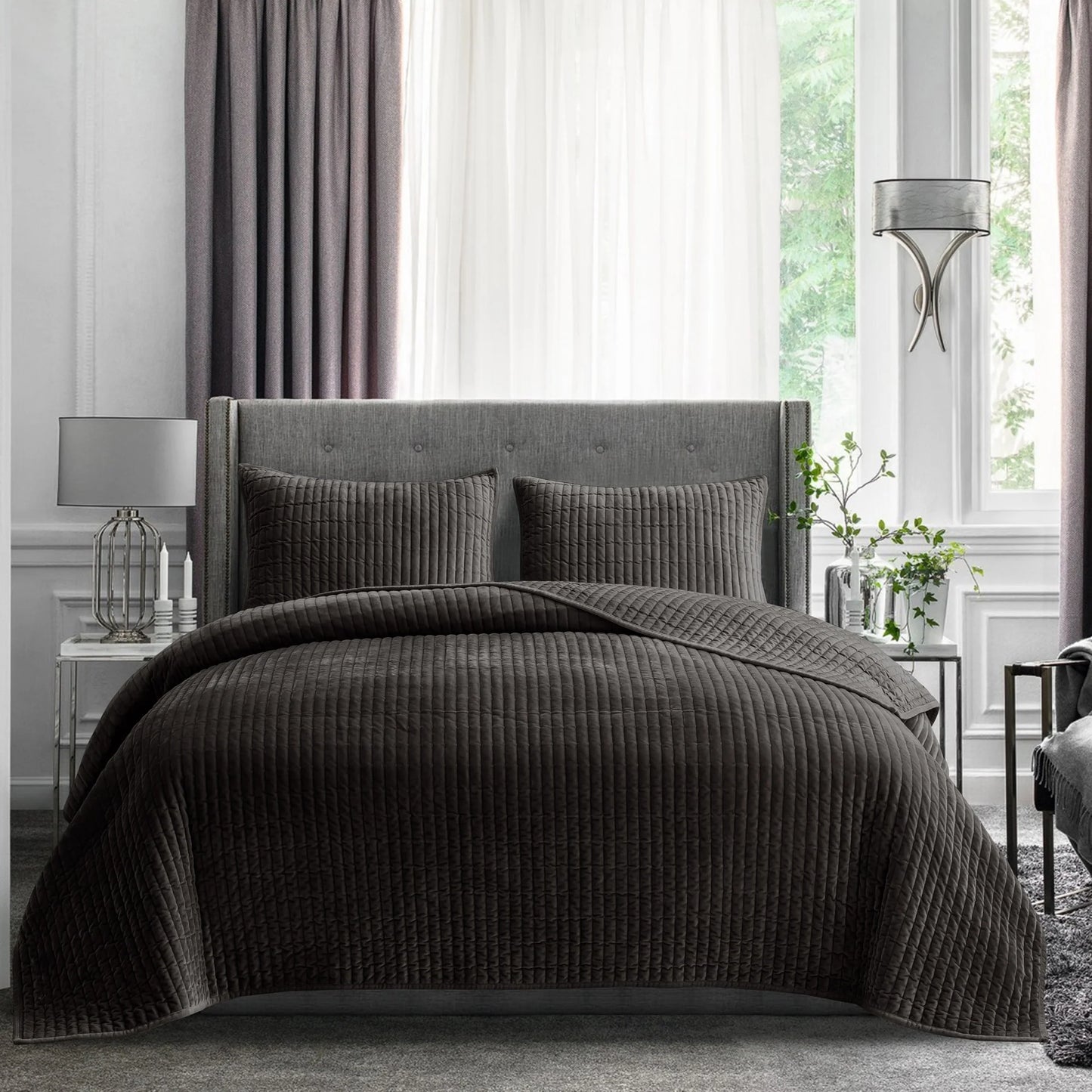 Wonderful Velvet 3 Piece Quilt Set