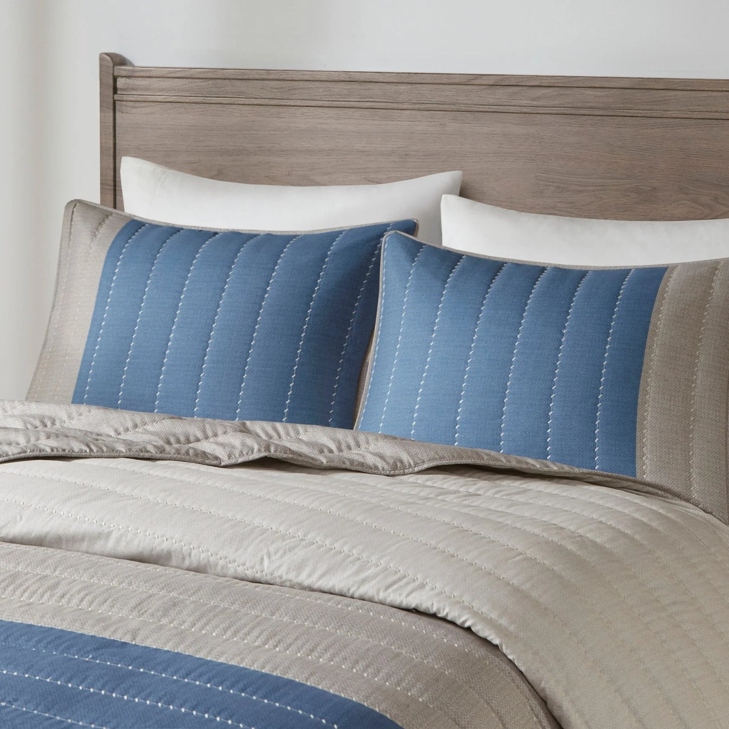 Madison Park Taylor 3 Piece Printed Color Blocking Microfiber Quilt Set