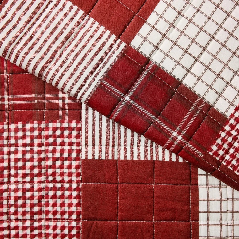 Lush Decor Greenville Quilt Set