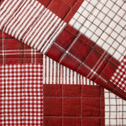 Lush Decor Greenville Quilt Set