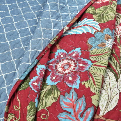 The Curated Nomad Chorro 3-piece Quilt Set