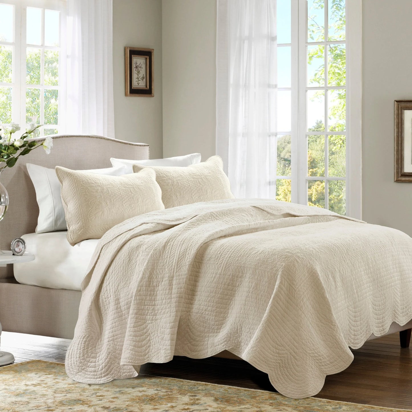 Madison Park Marino 3 Piece Reversible Scalloped Edge Quilt Set